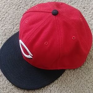 Used Mens Fitted Hat Size 7 5/8s